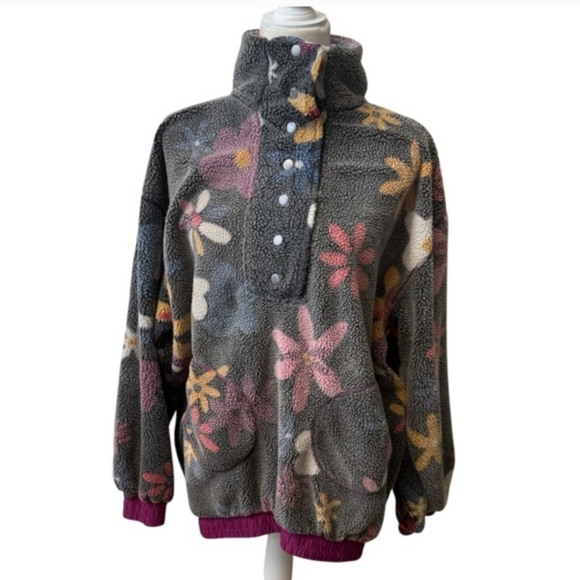 BDG Tops - BDG Gray Floral Teddy Sweatshirt